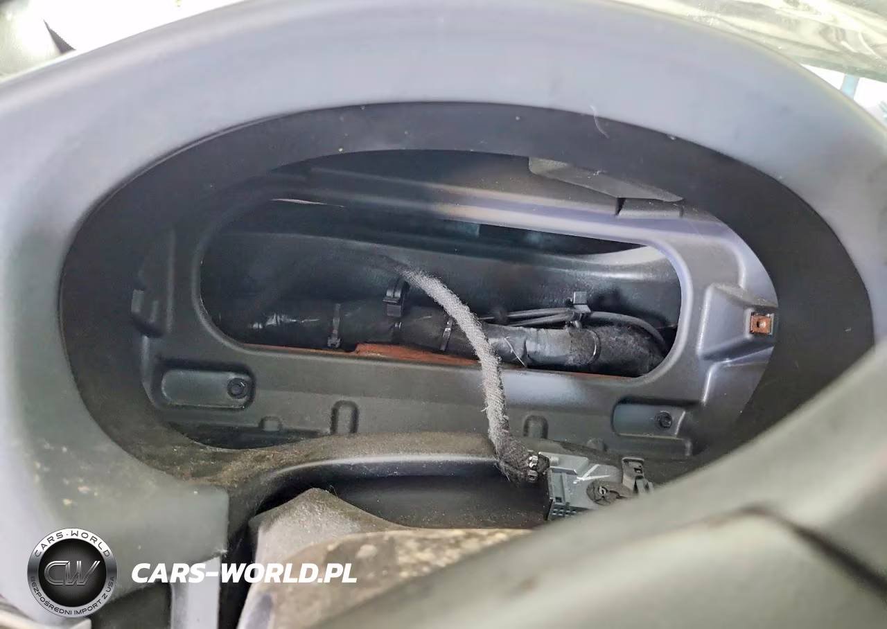 2018 Buick Enclave Essence VIN:5GAERBKWXJJ265675 - 9