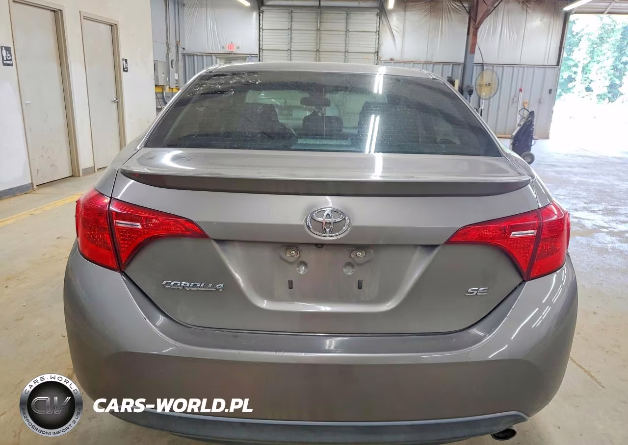 2018 Toyota Corolla Se VIN:5YFBURHE9JP801406 - 6