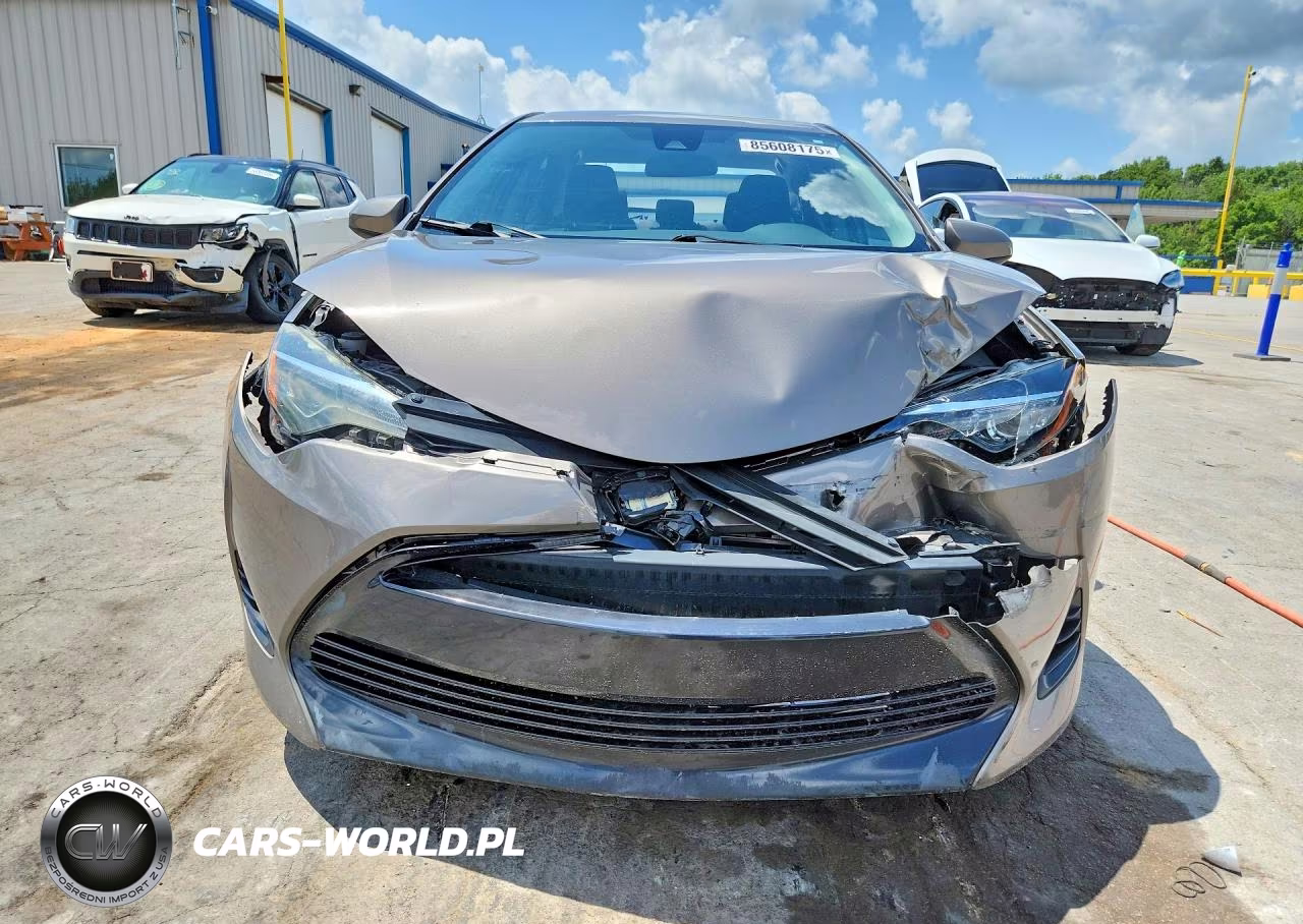 2019 Toyota Corolla Le VIN:2T1BURHE8KC225776 - 5