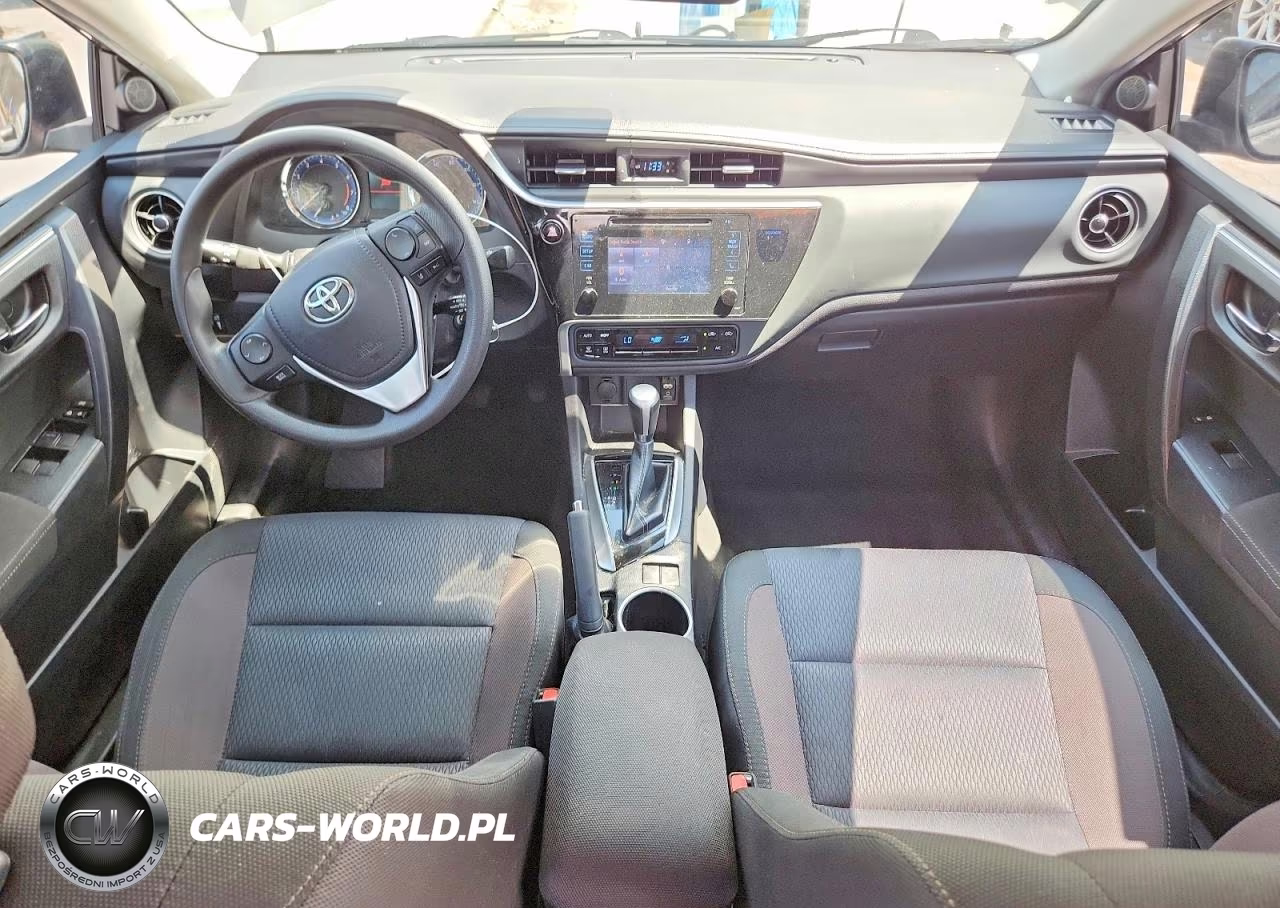 2019 Toyota Corolla Le VIN:2T1BURHE8KC225776 - 8