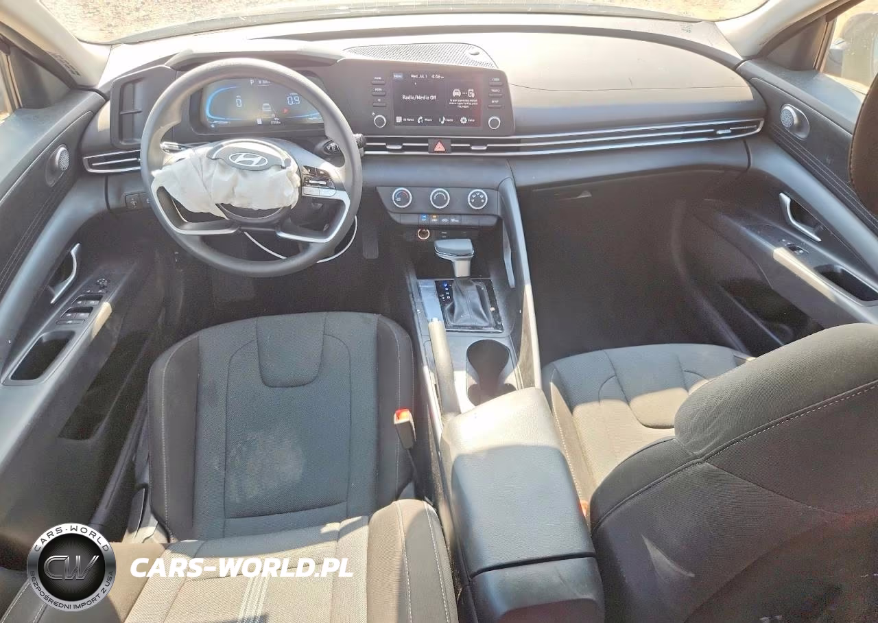 2025 Hyundai Elantra Se VIN:KMHLL4DG5SU950154 - 8