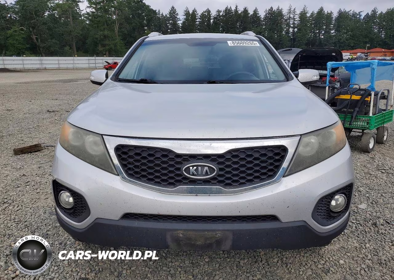 2012 Kia Sorento Lx VIN:5XYKT4A66CG192629 - 5