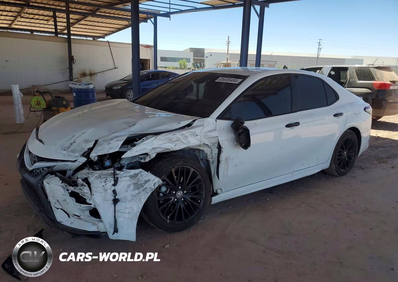 2021 Toyota Camry Se Nightshade – zdjęcie 1 z 13