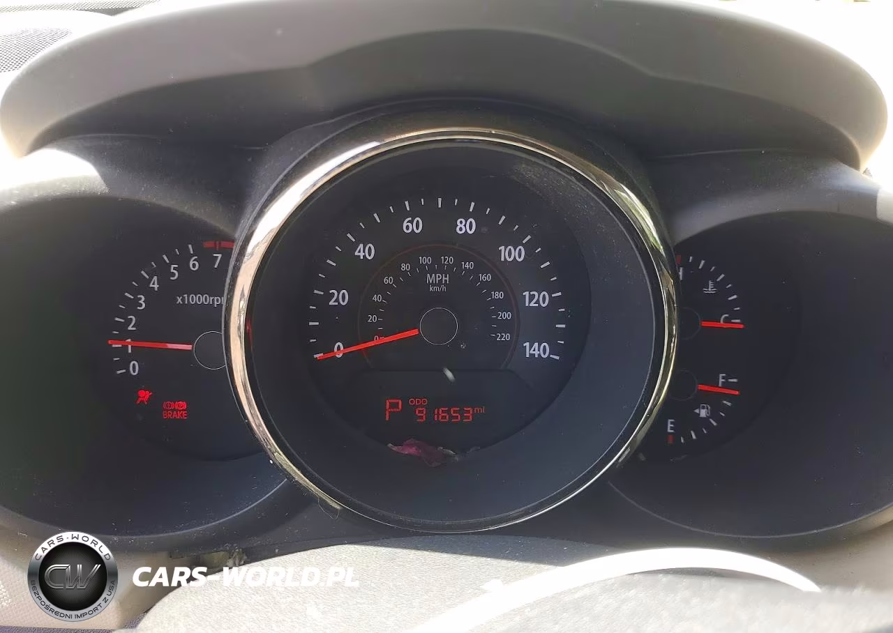 2010 Kia Soul + VIN:KNDJT2A26A7122460 - 9