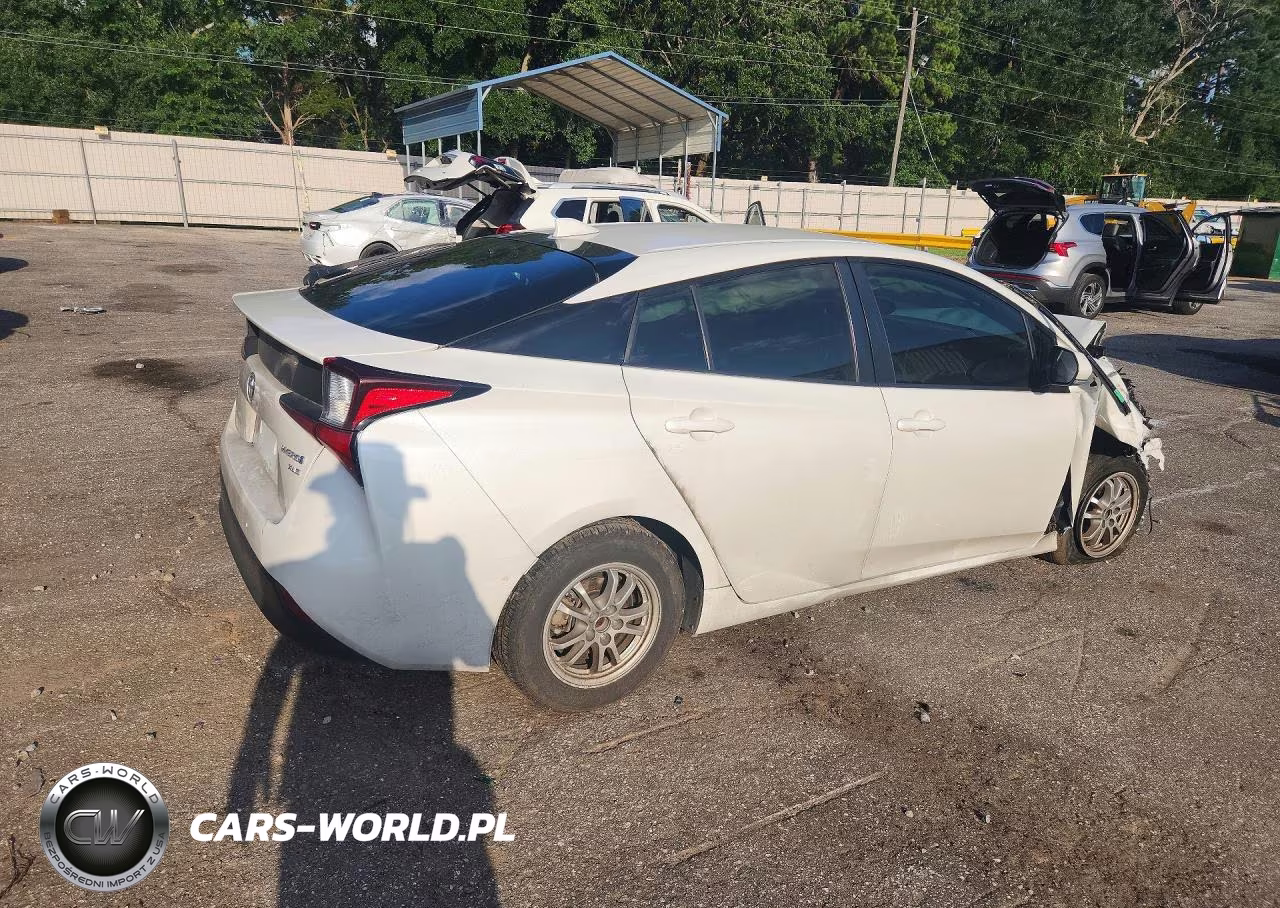 2019 Toyota Prius Xle Awd-E VIN:JTDL9RFU8K3001108 - 3