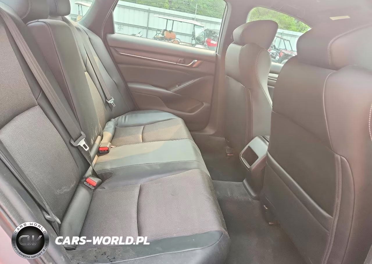 2018 Honda Accord Sport VIN:1HGCV1F37JA005294 - 10