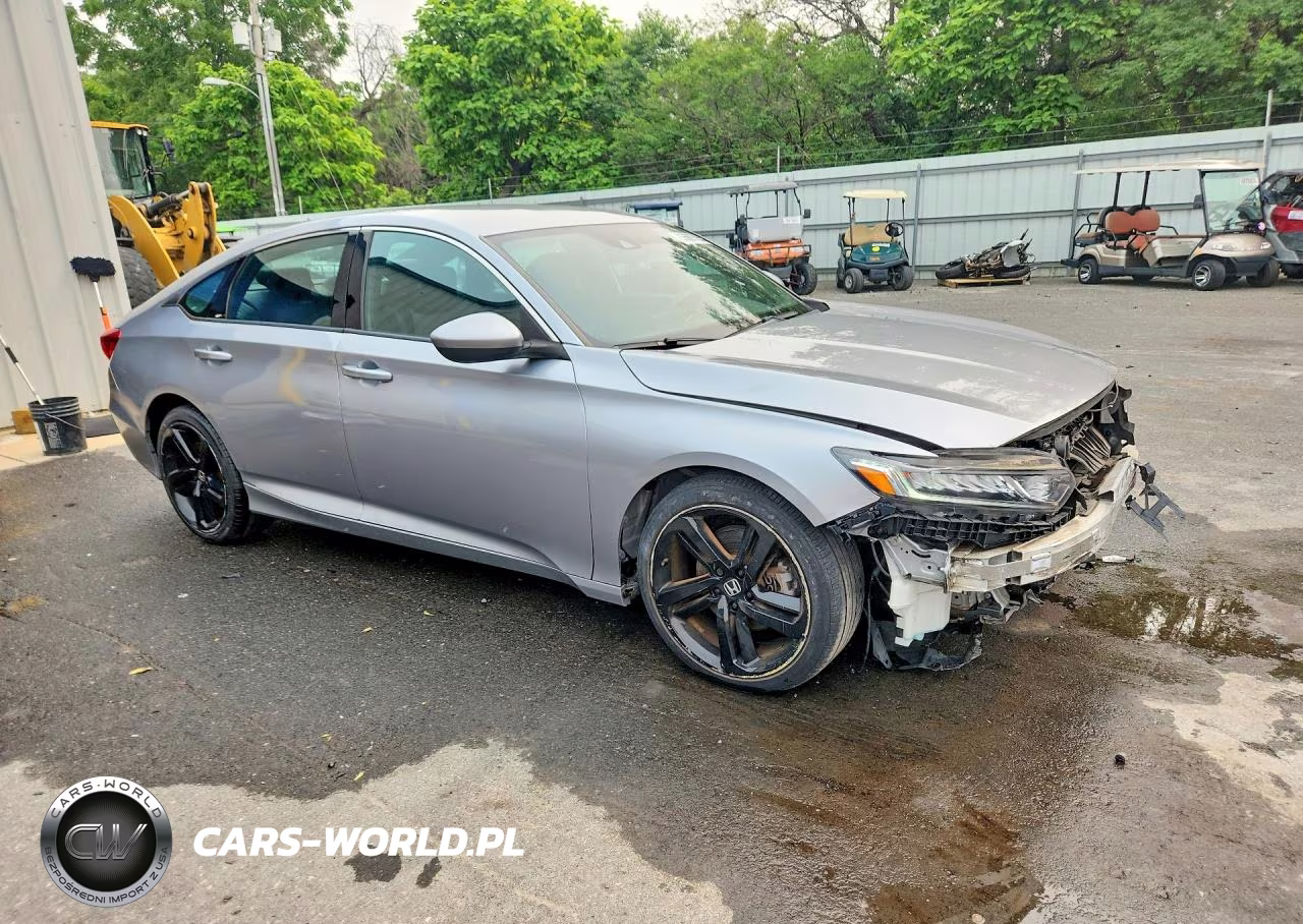 2018 Honda Accord Sport VIN:1HGCV1F37JA005294 - 4