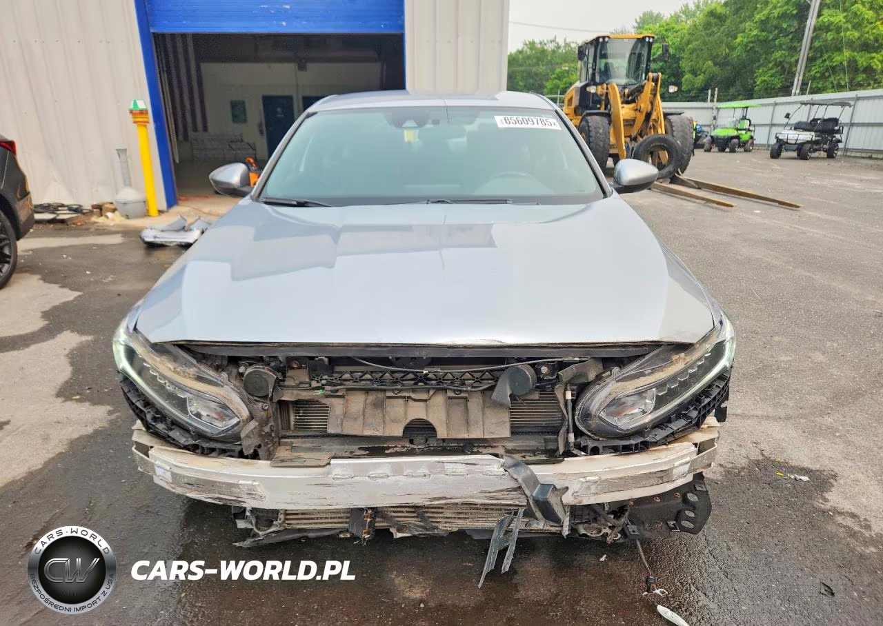 2018 Honda Accord Sport VIN:1HGCV1F37JA005294 - 5