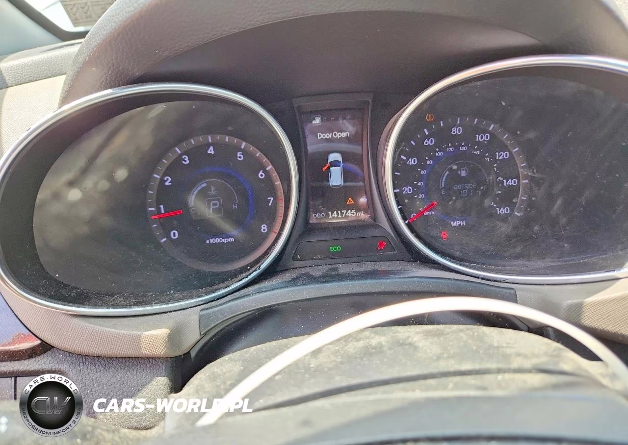 2013 Hyundai Santa Fe Sport 2.0T VIN:5XYZWDLA1DG106670 - 9