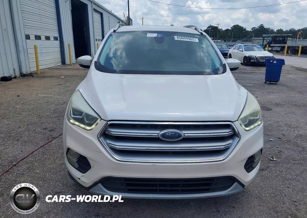 2017 Ford Escape Titanium VIN:1FMCU0JD1HUB12664 - 5