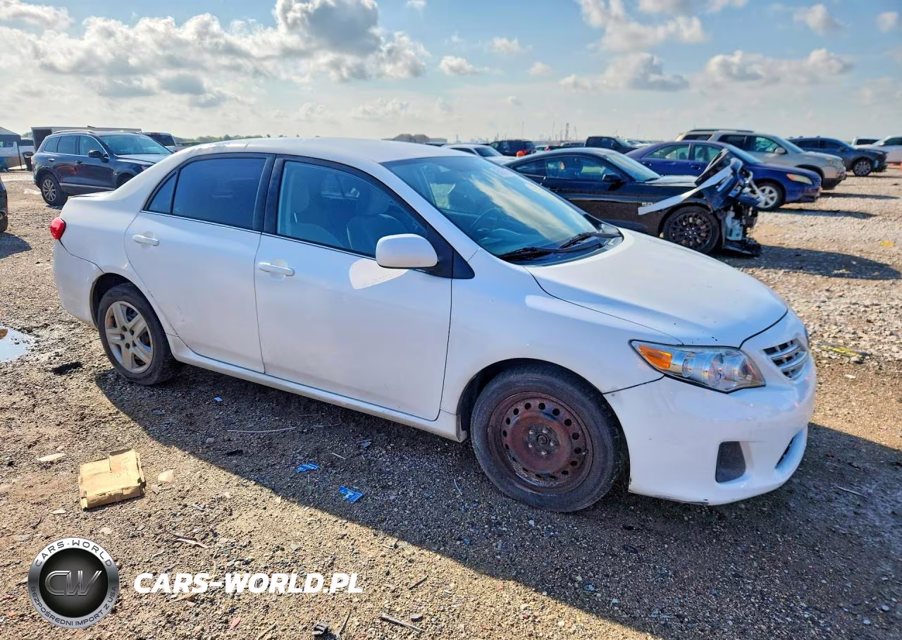 2013 Toyota Corolla Le VIN:2T1BU4EE3DC089700 - 4