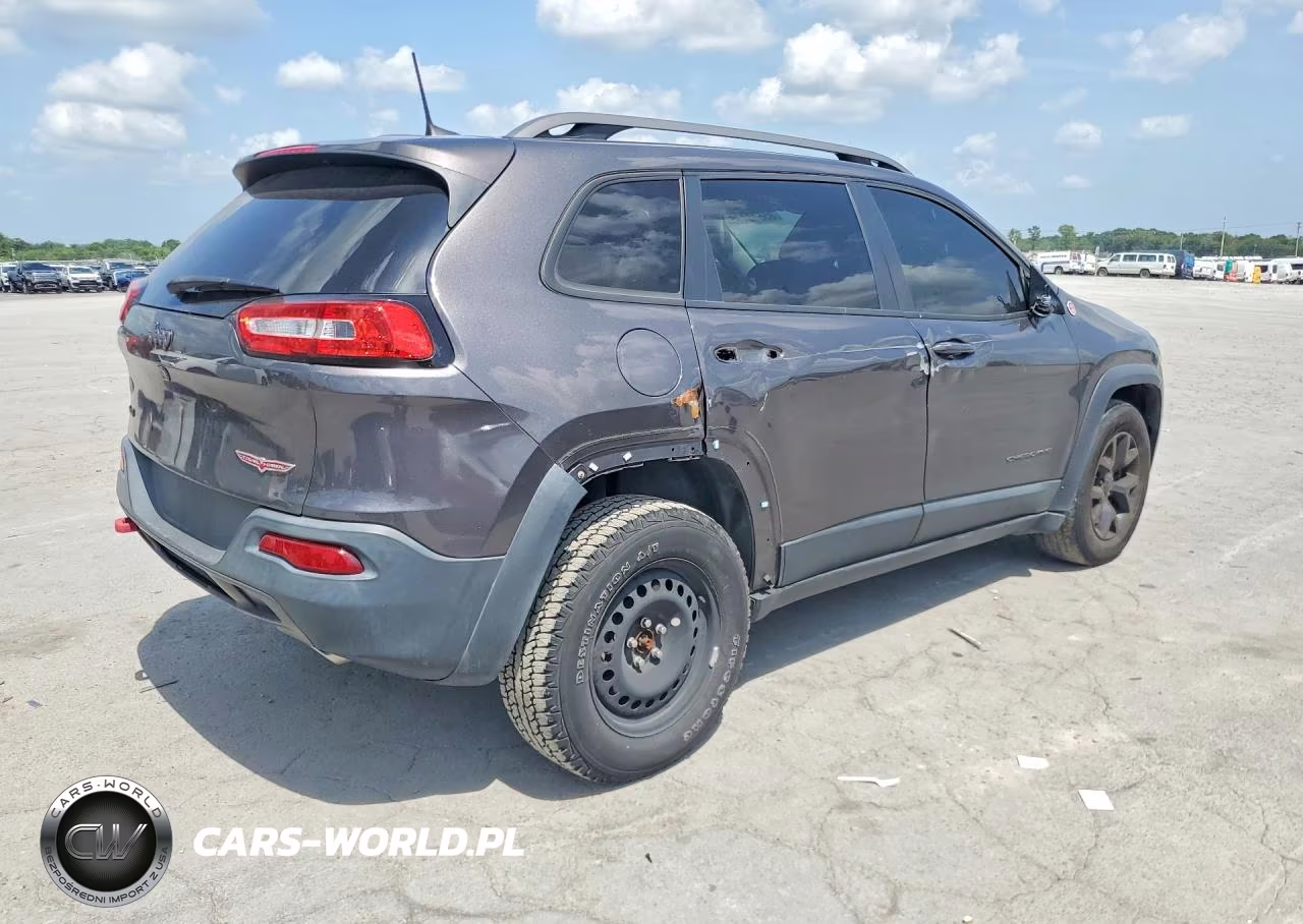 2017 Jeep Cherokee Trailhawk VIN:1C4PJMBS4HD239282 - 3