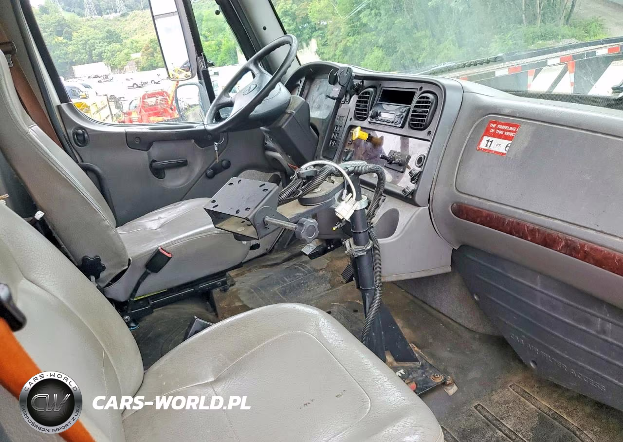 2013 Freightliner M2 106 Medium Duty VIN:1FVACXBS1DHFA3677 - 6