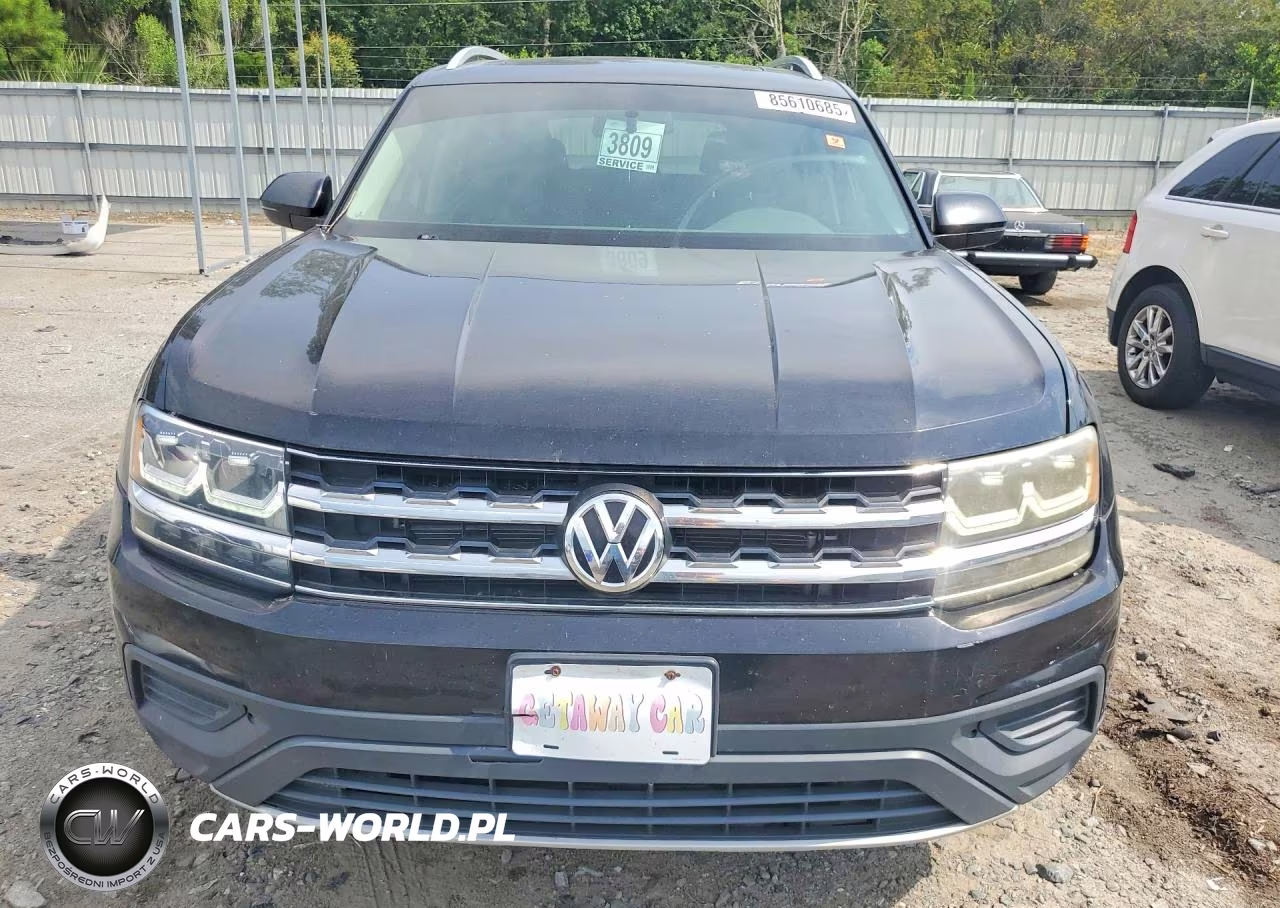 2018 Volkswagen Atlas VIN:1V2BR2CA5JC502337 - 5