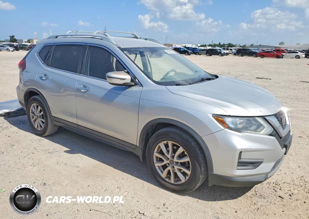 2019 Nissan Rogue S VIN:5N1AT2MT6KC733467 - 4