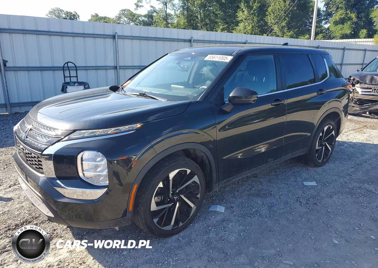 2022 Mitsubishi Outlander Es – zdjęcie 1 z 13