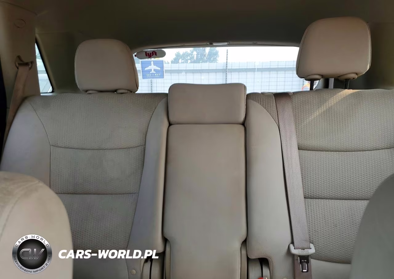2011 Kia Sorento Lx VIN:5XYKT4A10BG073090 - 10