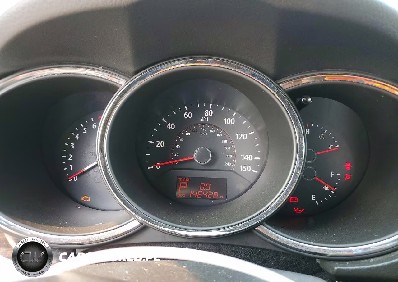 2011 Kia Sorento Lx VIN:5XYKT4A10BG073090 - 9