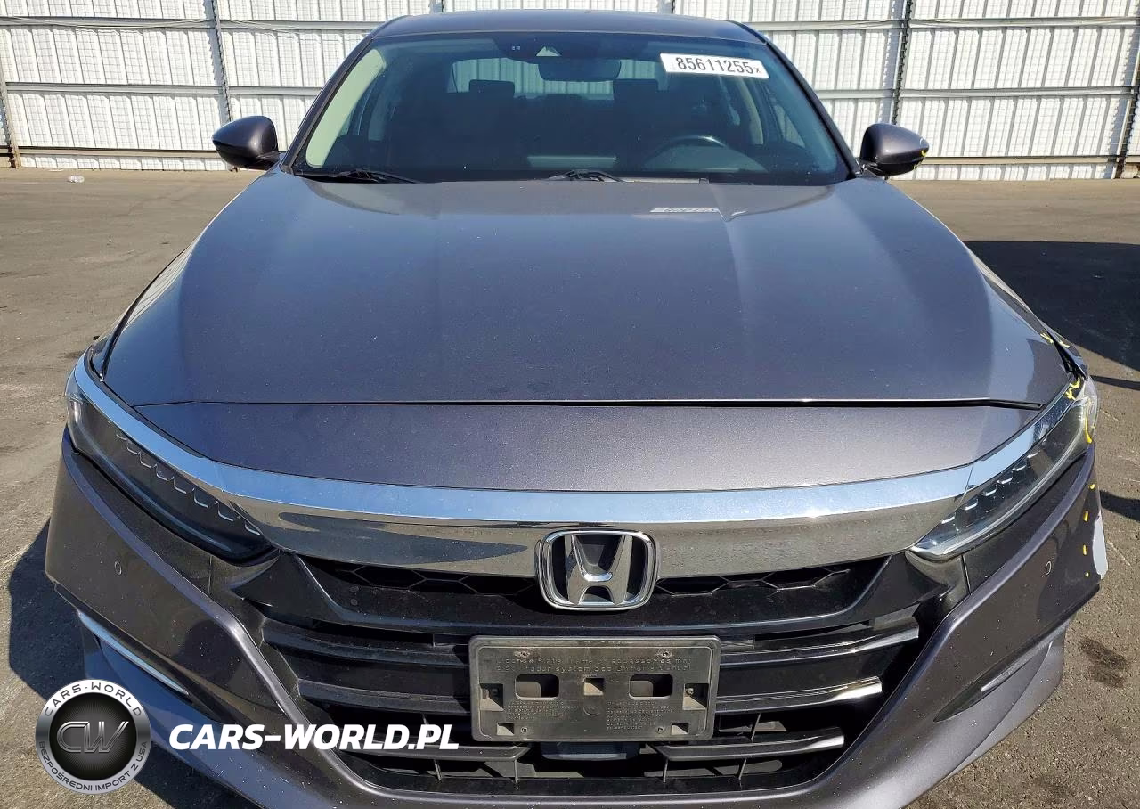 2018 Honda Accord Touring Hybrid VIN:1HGCV3F93JA011478 - 5