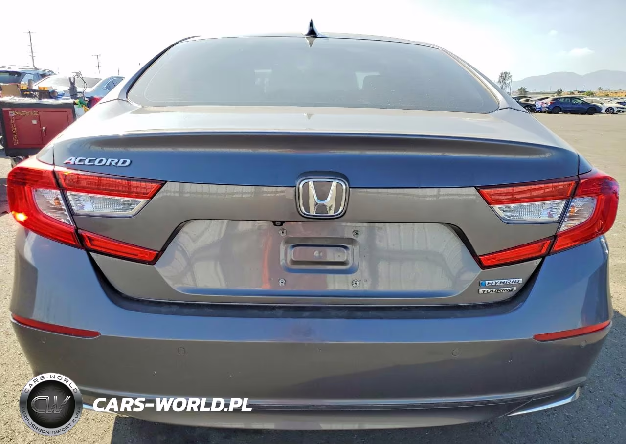 2018 Honda Accord Touring Hybrid VIN:1HGCV3F93JA011478 - 6