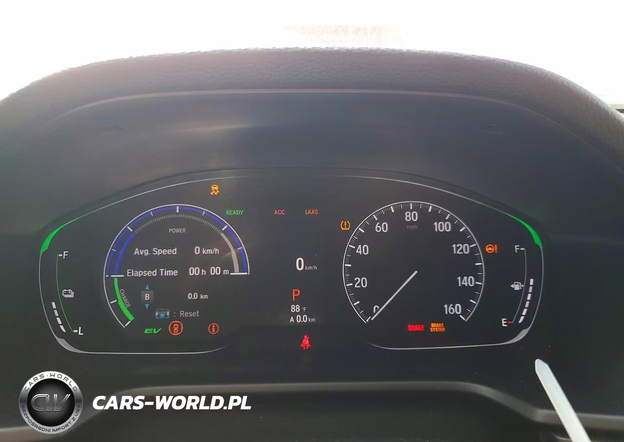 2018 Honda Accord Touring Hybrid VIN:1HGCV3F93JA011478 - 9