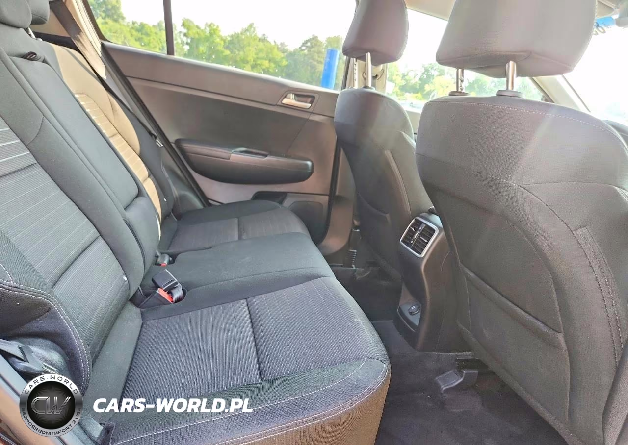 2018 Kia Sportage Lx VIN:KNDPM3AC0J7413316 - 11