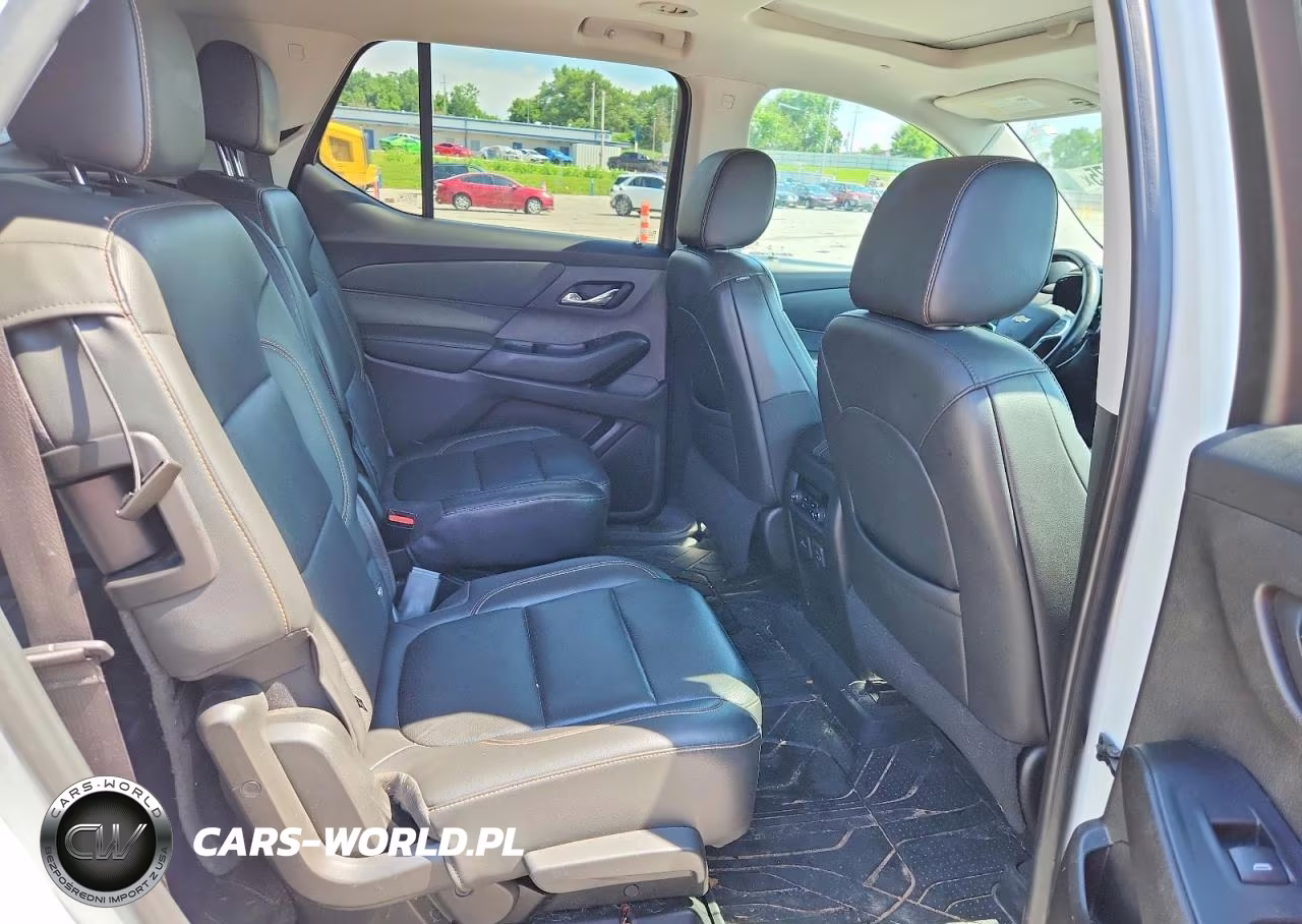 2021 Chevrolet Traverse Premier VIN:1GNEVKKW4MJ205705 - 11