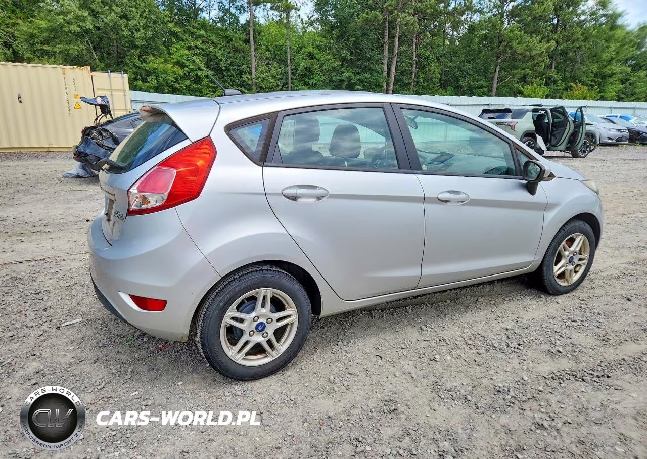 2019 Ford Fiesta Se VIN:3FADP4EJ7KM158637 - 3