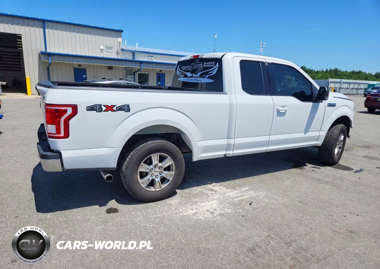 2017 Ford F150 Super Cab VIN:1FTEX1EP4HFC27584 - 3