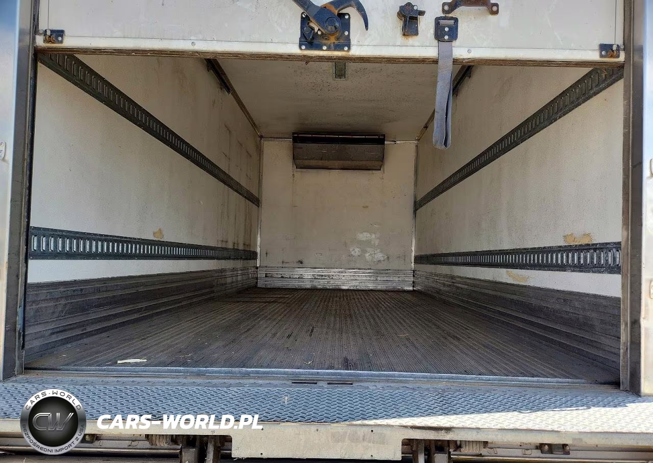 2018 Mitsubishi Medium Duty-Box Trucks VIN:JL6BNG1A6JK002391 - 10