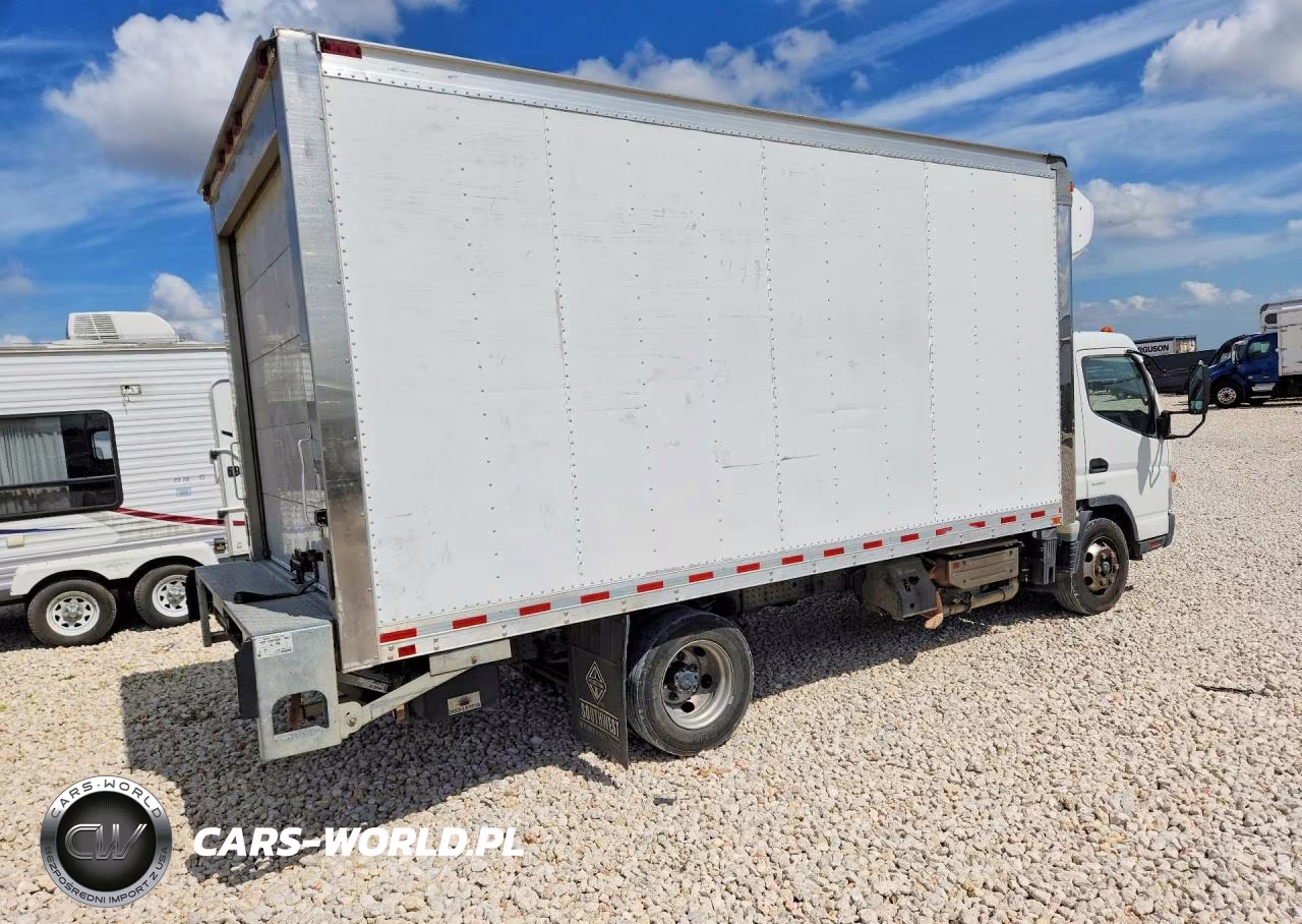 2018 Mitsubishi Medium Duty-Box Trucks VIN:JL6BNG1A6JK002391 - 3