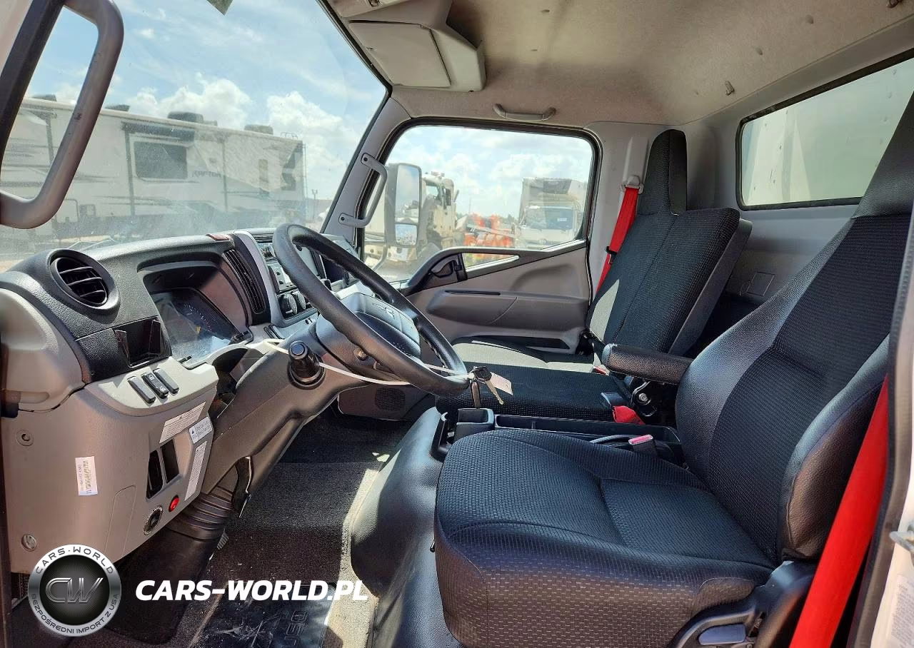 2018 Mitsubishi Medium Duty-Box Trucks VIN:JL6BNG1A6JK002391 - 7