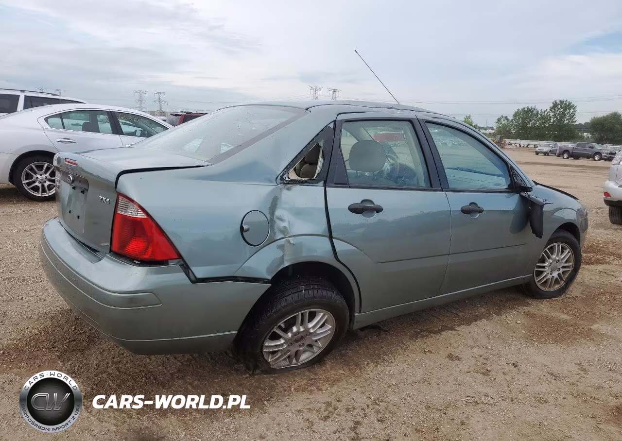2005 Ford Focus Zx4 VIN:1FAFP34N45W265169 - 3