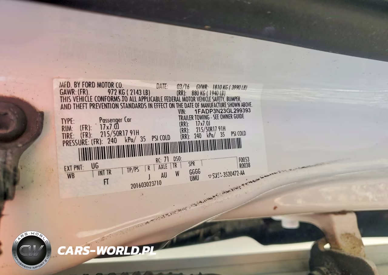 2016 Ford Focus Titanium VIN:1FADP3N23GL299393 - 12