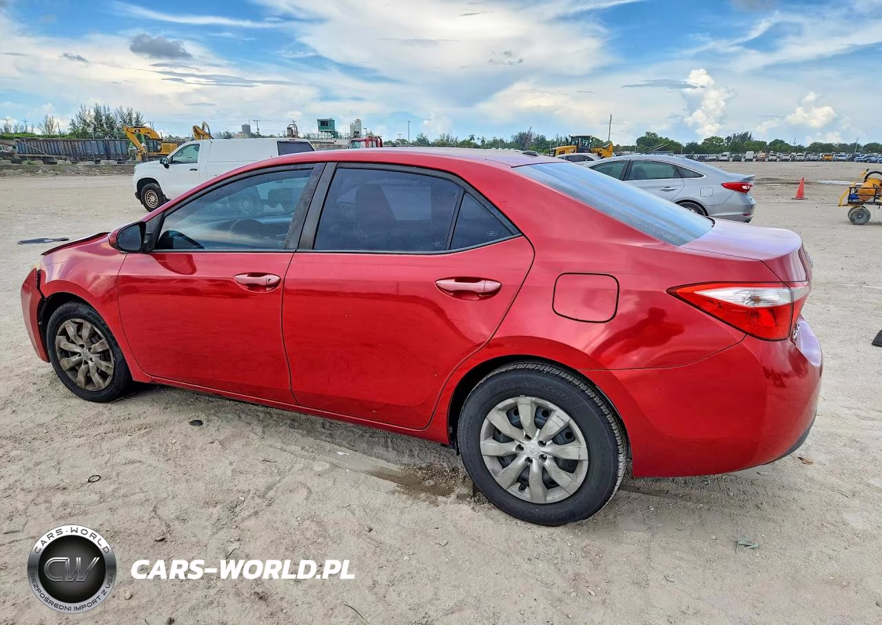 2016 Toyota Corolla Le VIN:2T1BURHE1GC528843 - 2