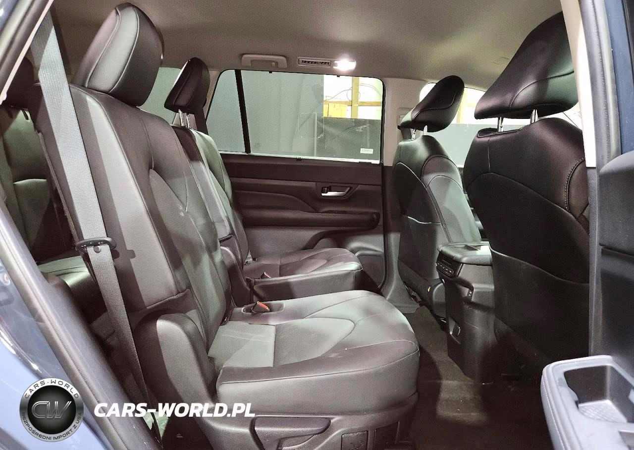 2025 Toyota Grand Highlander Xle VIN:5TDAAAB57SS087234 - 11