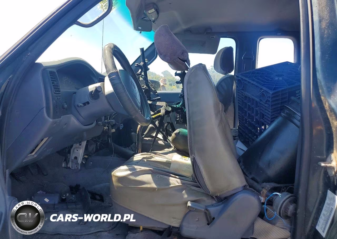 1998 Toyota Tacoma Xtracab VIN:4TAWN72N1WZ049415 - 7