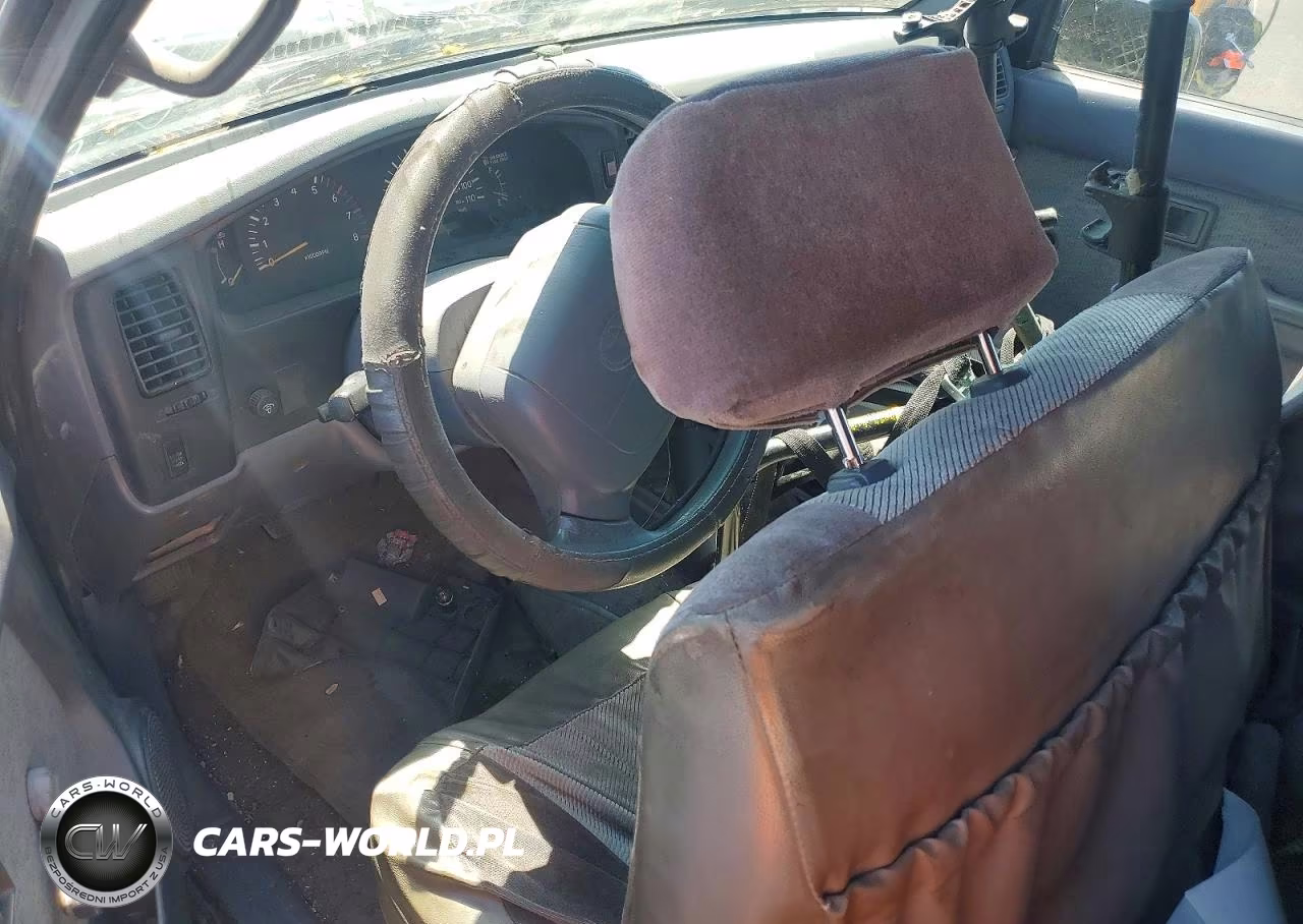 1998 Toyota Tacoma Xtracab VIN:4TAWN72N1WZ049415 - 8