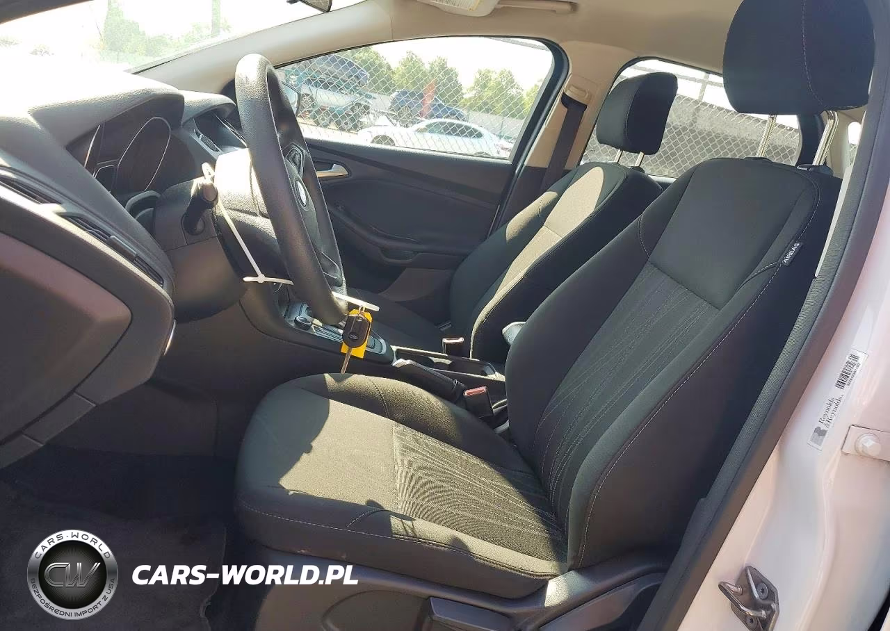 2017 Ford Focus Se VIN:1FADP3F29HL283831 - 7