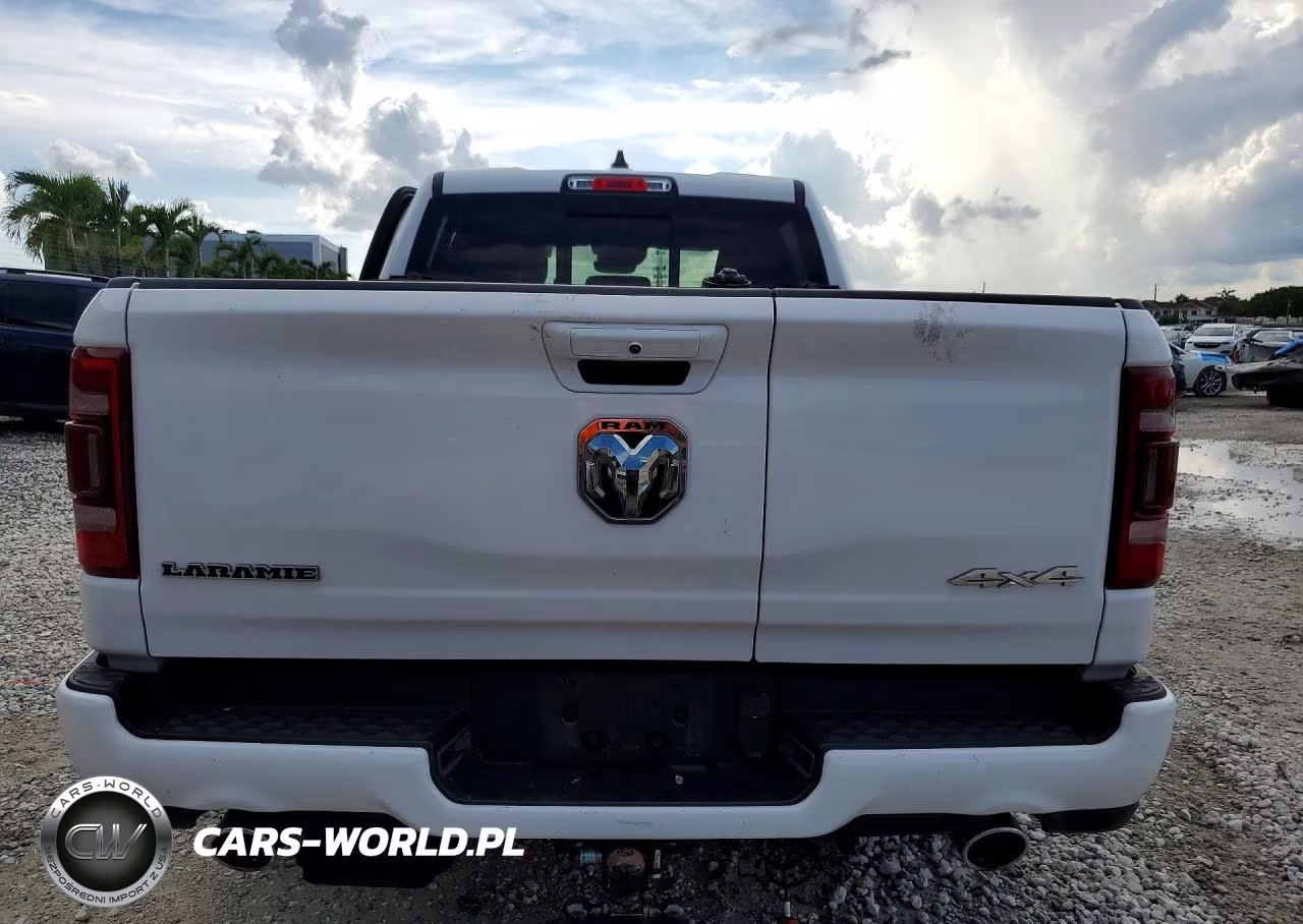 2023 Ram 1500 Laramie VIN:1C6SRFRT1PN617622 - 6
