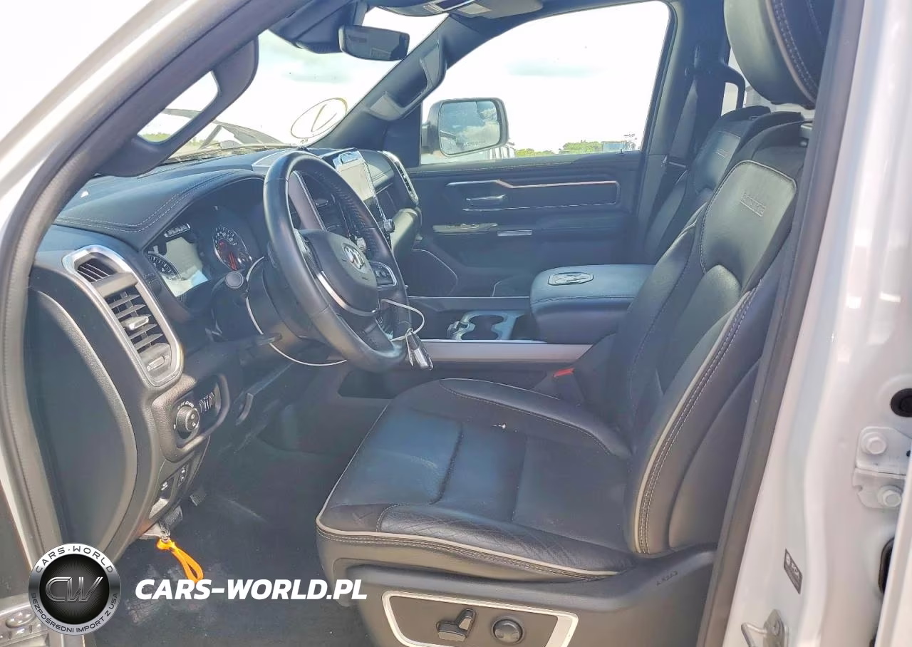 2023 Ram 1500 Laramie VIN:1C6SRFRT1PN617622 - 7