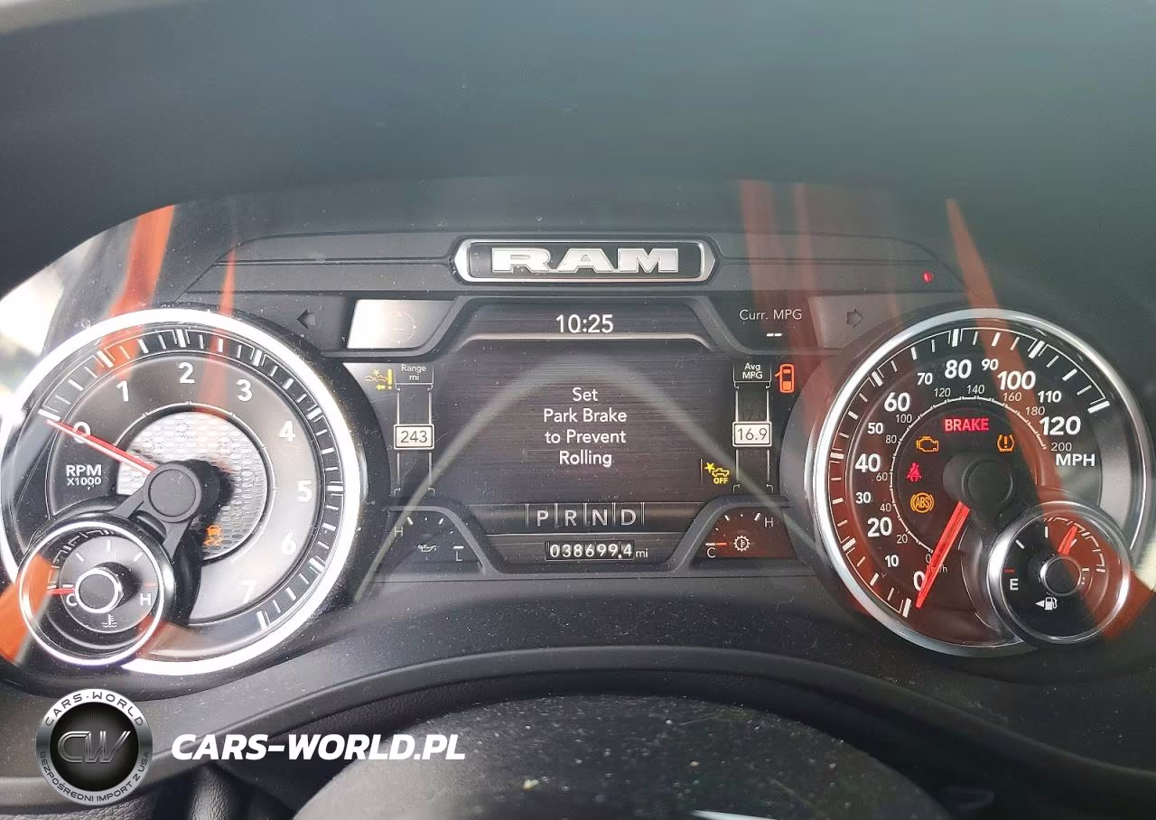 2023 Ram 1500 Laramie VIN:1C6SRFRT1PN617622 - 9