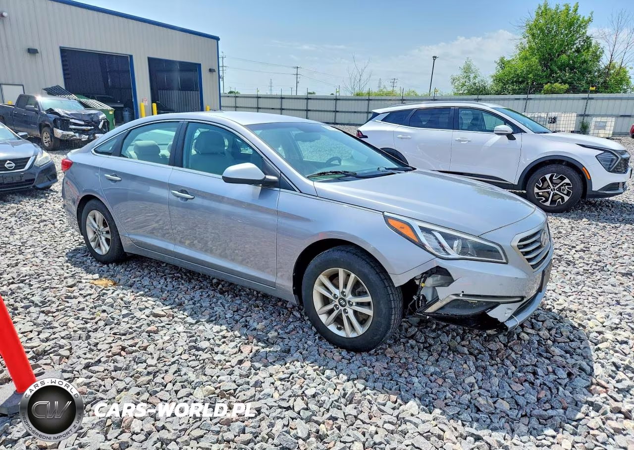 2016 Hyundai Sonata Se VIN:5NPE24AF2GH419474 - 4