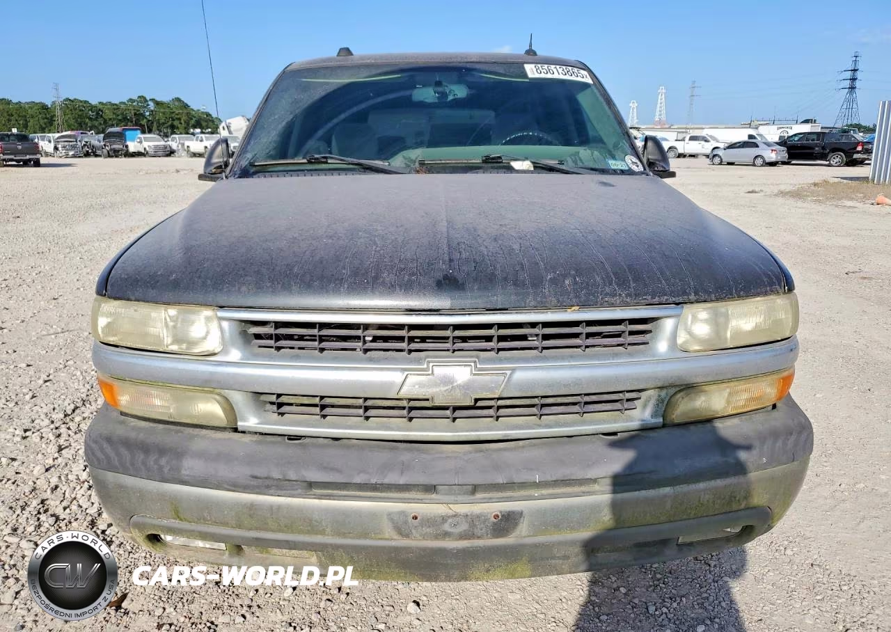 2005 Chevrolet Tahoe C1500 VIN:1GNEC13T95R261887 - 5