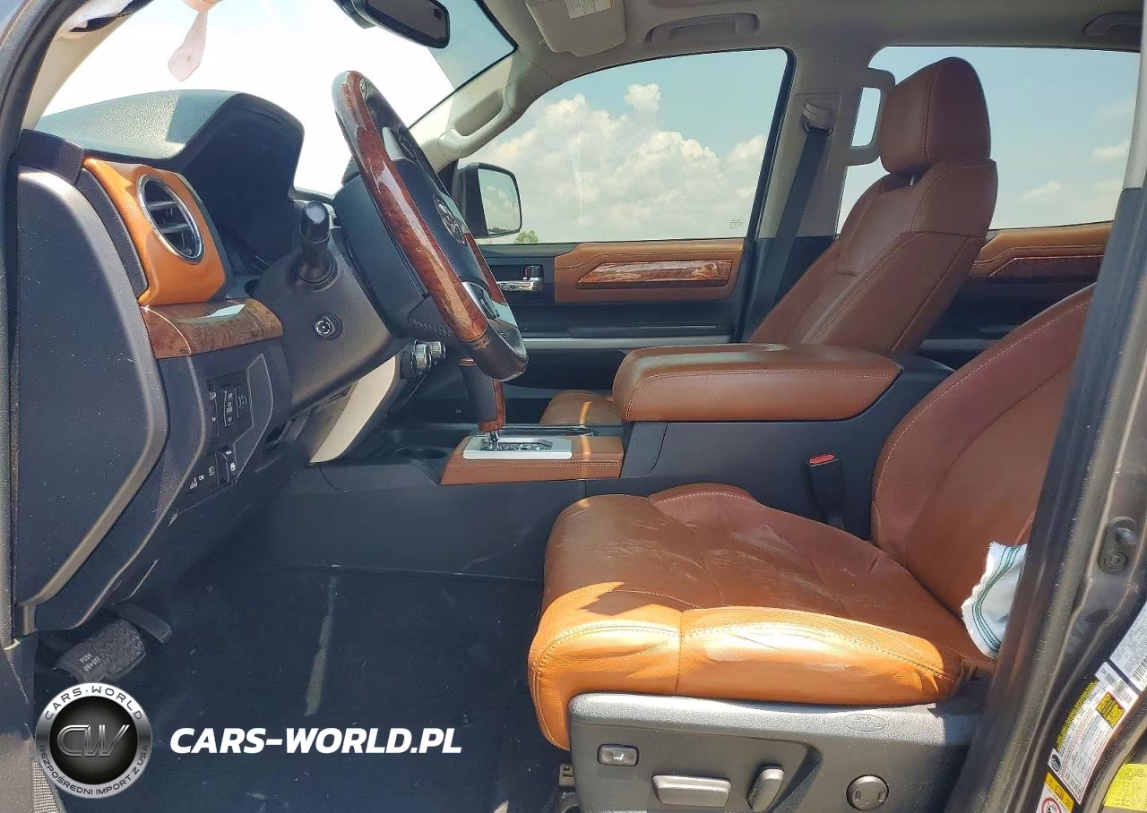 2018 Toyota Tundra 1794 Edition VIN:5TFAY5F16JX717313 - 7