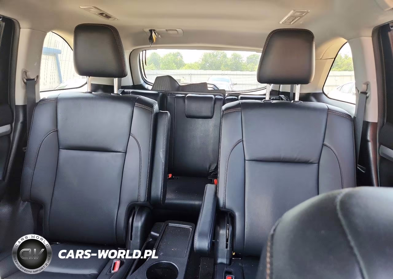 2019 Toyota Highlander Xle VIN:5TDJZRFH6KS622744 - 10