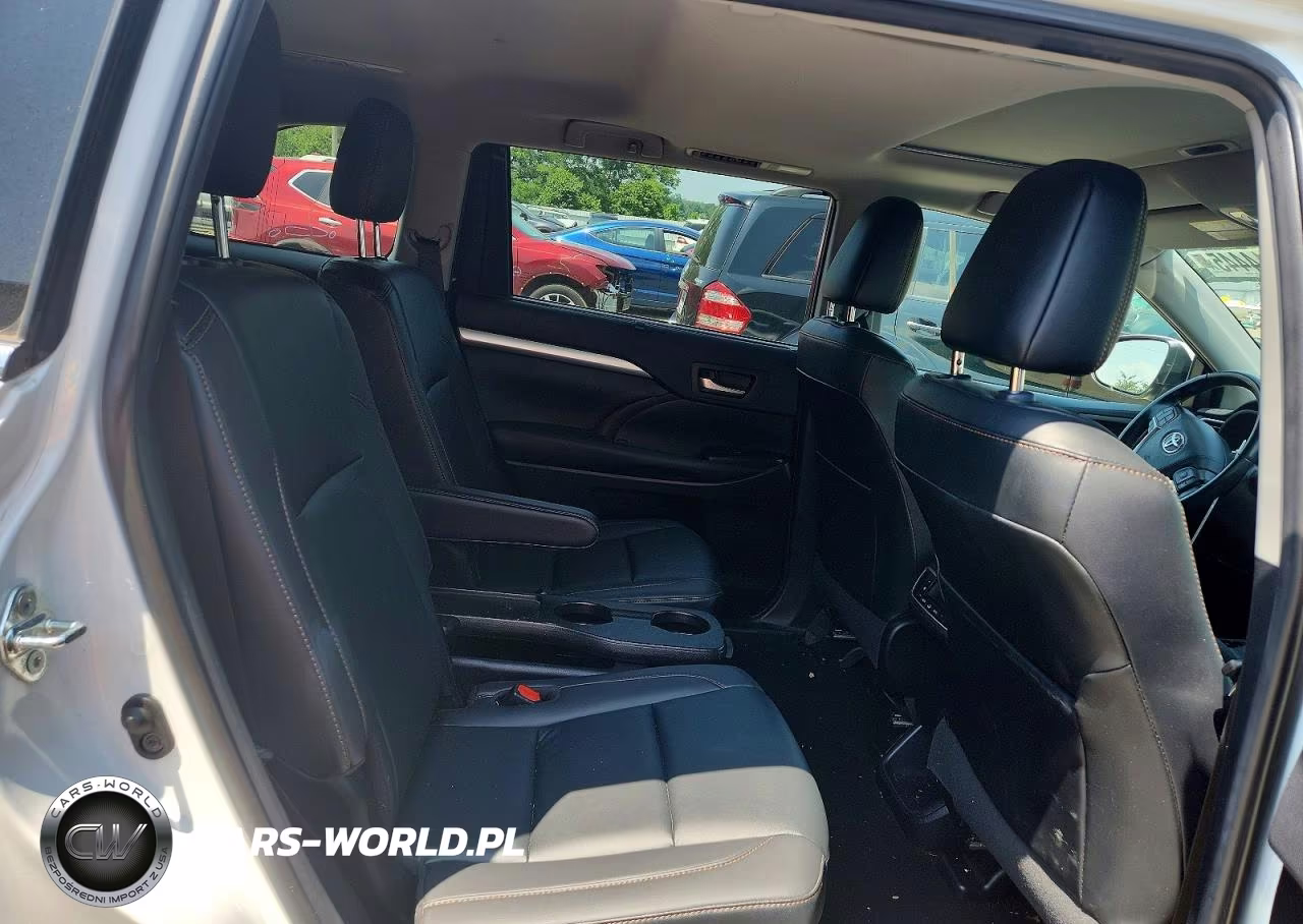 2019 Toyota Highlander Xle VIN:5TDJZRFH6KS622744 - 11