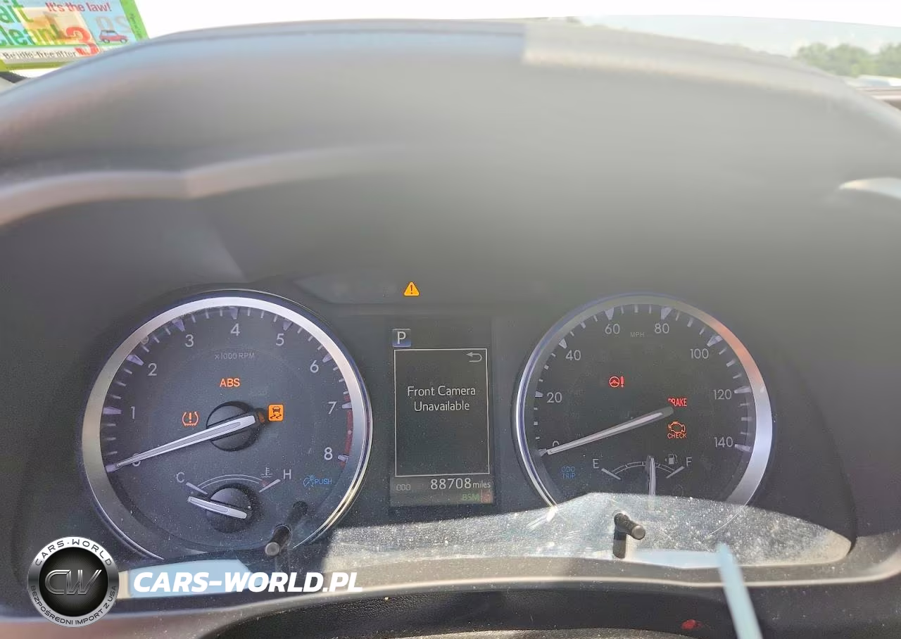 2019 Toyota Highlander Xle VIN:5TDJZRFH6KS622744 - 9