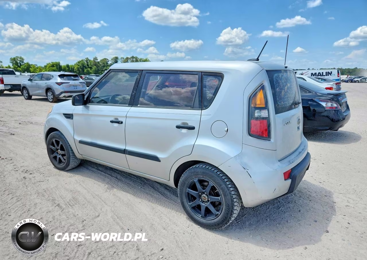 2011 Kia Soul Base VIN:KNDJT2A18B7721580 - 2