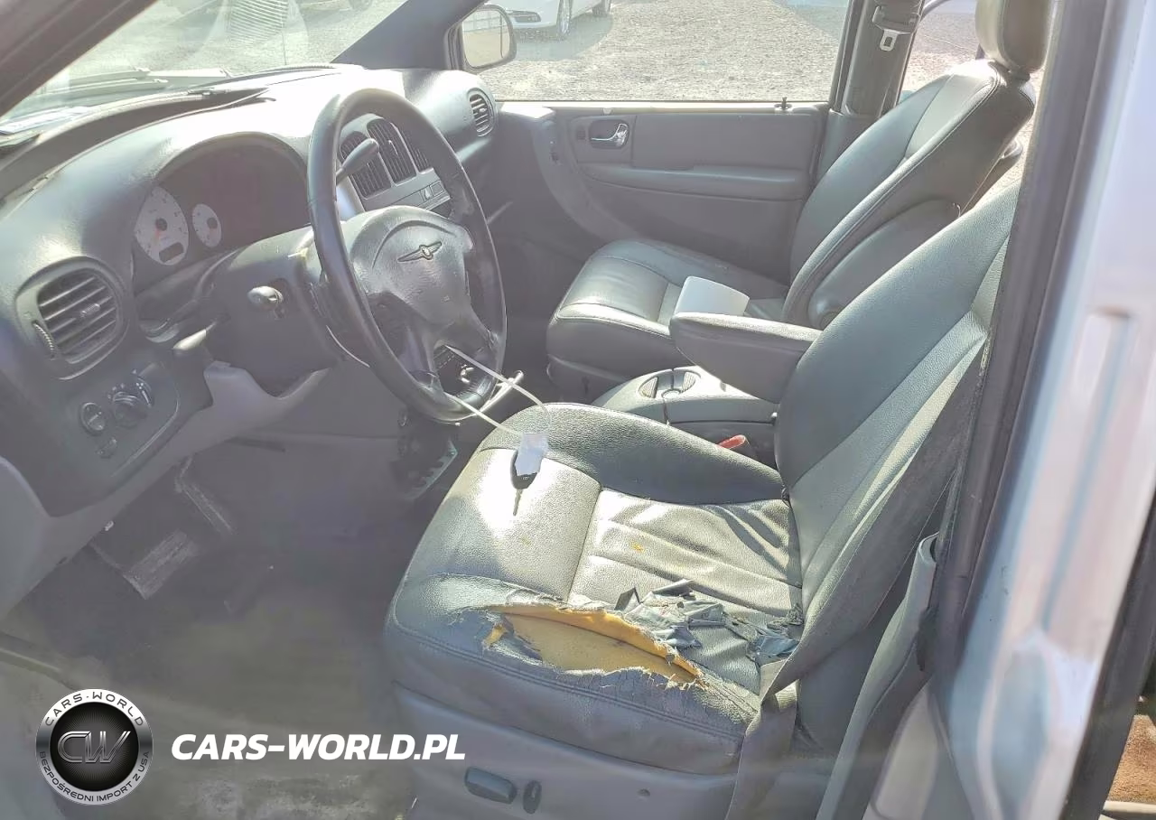 2004 Chrysler Town & Country Touring VIN:2C4GP54L94R518552 - 7